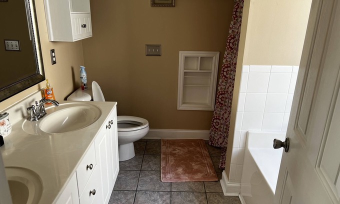 Myrtle Grove House | Beautiful 3 bedroom home near Carolina Beach