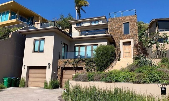 Coast Royal Apartment | Beautiful 3 Br. Single family (460501) by Houzlet