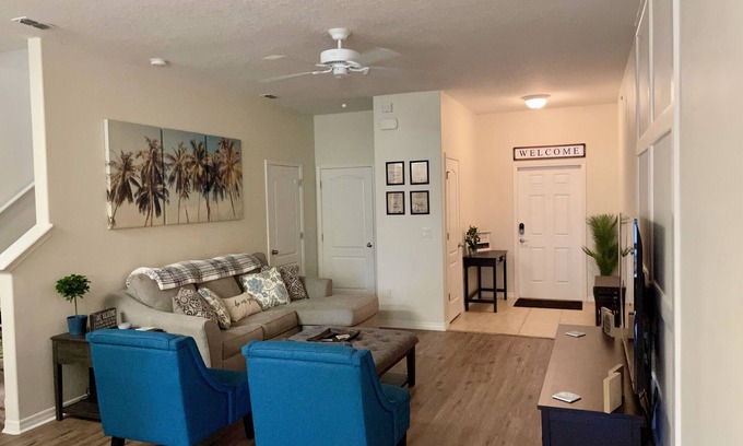 Tuscan Hills House | ★Beautiful 3BR 2.5 bath home near Disney★
