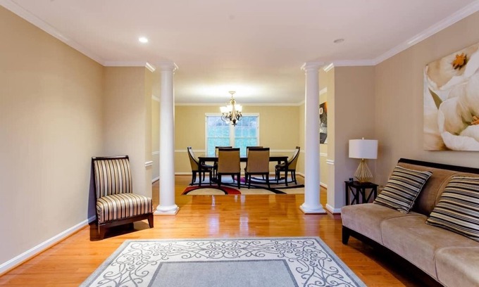 Fort Washington House | Beautiful 4-Bedroom Home with Loft