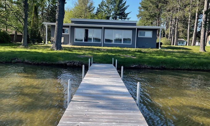 Lewiston House | Beautiful 4 bedroom, 2 bath home on East Twin Lake!