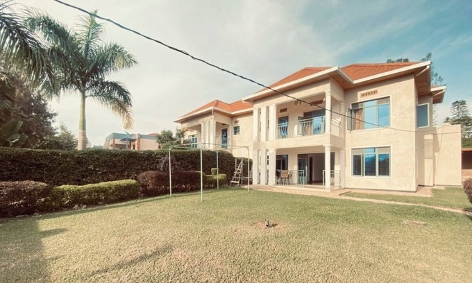 Kigali Villa | Beautiful 4bedrooms 3 bathrooms villa In Kimihurura