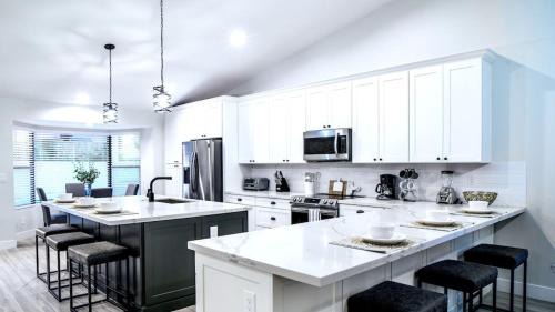 Central Scottsdale House | Beautiful 5-Bdrm Vacation Home WHeated Pool