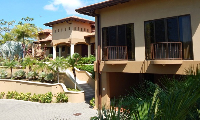 Coco House | Beautiful 5 bedroom villa with Private pool