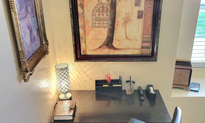 Central Southwest House | Beautiful 5 bedroom near NRG stadium (16 minutes away) in Houston