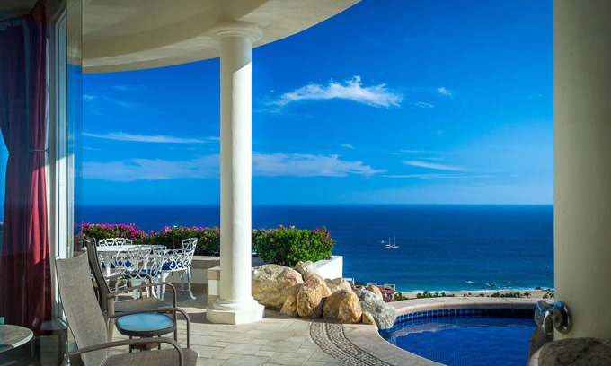 Pedregal Villa | Beautiful 6BR Villa w/ Jacuzzi, Pool, Ocean view and more!