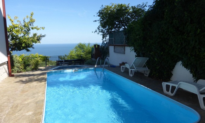 Balchik House | Beautiful 7 bedroom panoramic views of black sea swimming pool Jacuzzi WiFi A/C