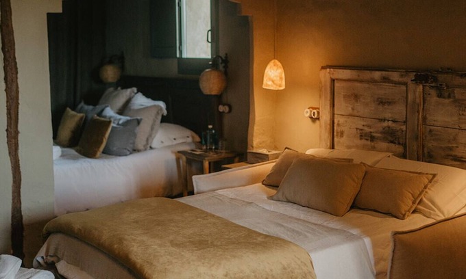 Ripoll Other | Beautiful 80m2 apartment suite, very romantic with incredible views