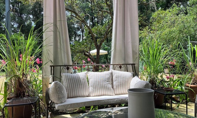 Citra House | Beautiful accommodation for a peaceful stay, close to W.E.C. Gainesville, Ocala.