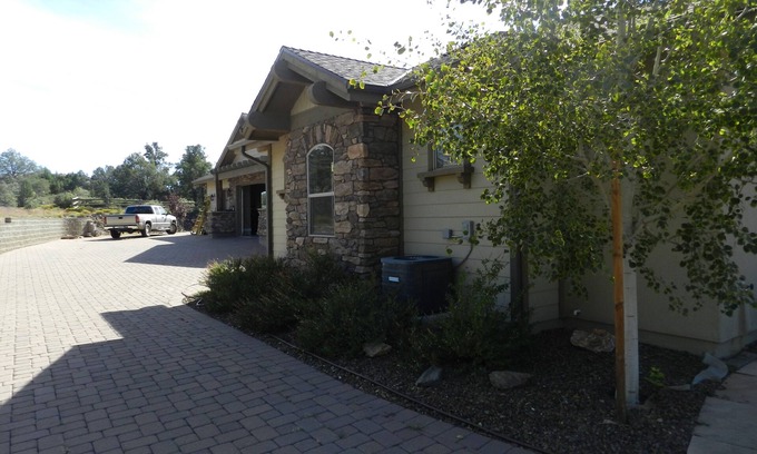 Williamson House | Beautiful Air Conditioned Casita in Williamson Valley