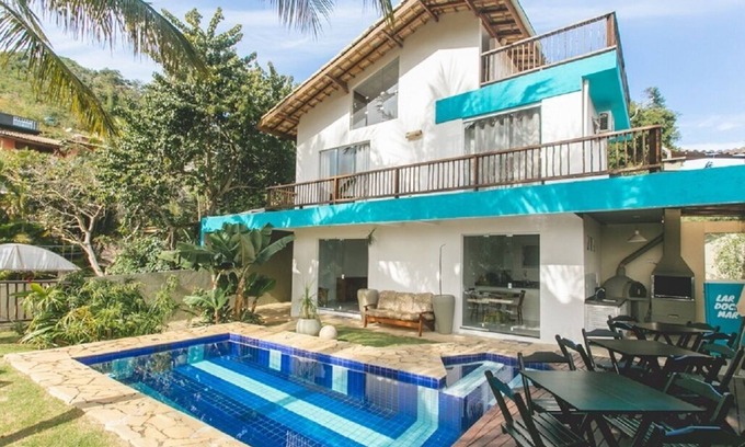 Bexiga House | Beautiful and comfortable house overlooking Praia do Curral