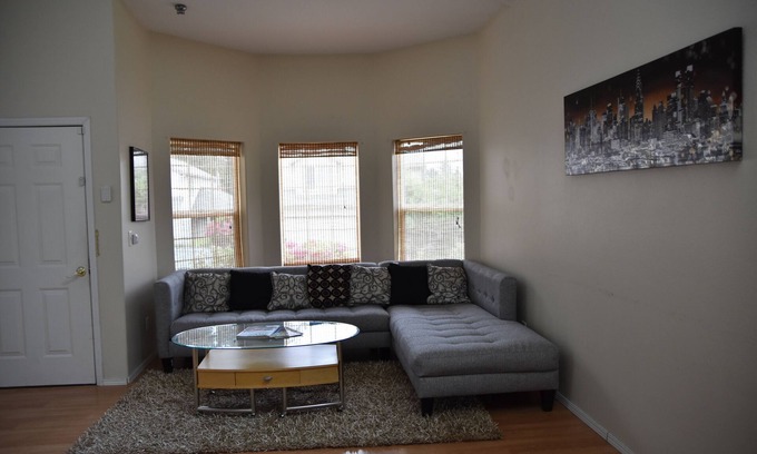 Beaverton House | Beautiful and Cozy Home Near Intel, Nike Employee Store and Everything Elses!