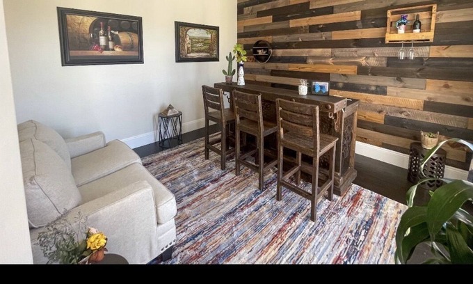 Murrieta House | Beautiful and peaceful European style home in the hills of La Cresta