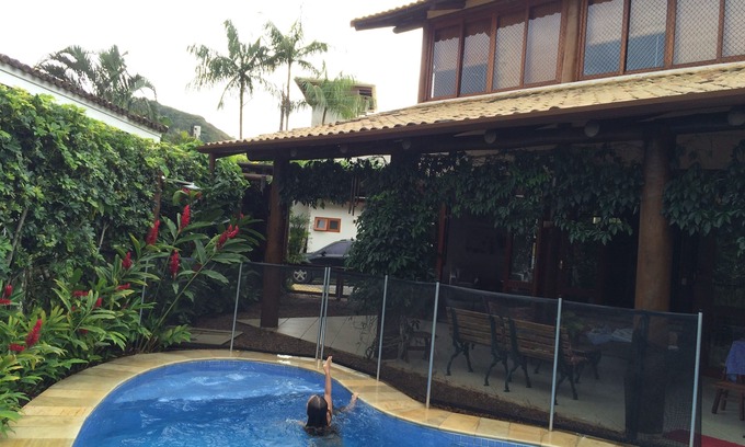 Praia do Pauba Condo | BEAUTIFUL and SAFE! 5 C AR SUITES, CLIMAT POOL, CHURRASQ + F. PIZZA PAÚBA-MARESIA