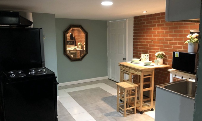 Bergenfield Apartment | Beautiful and spacious house in a quiet neighborhood