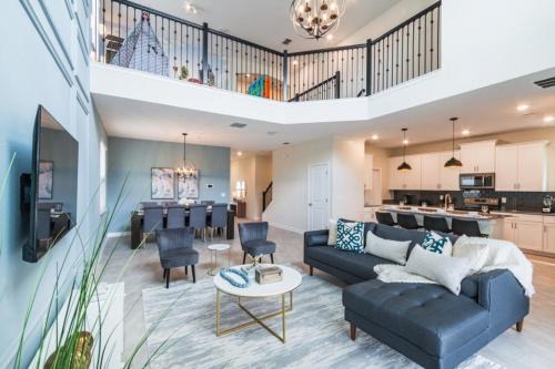 St. Cloud House | Beautiful and Spacious 5 Bed Pool Home home