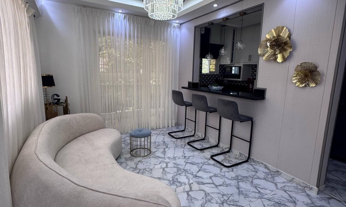 Santo Domingo Apartment | Beautiful apartment centrally located near agora mall National District