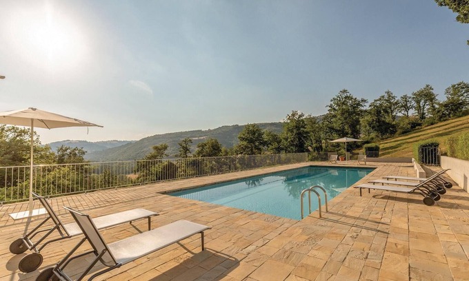 Valfabbrica Apartment | Beautiful apartment in Valfabbrica PG