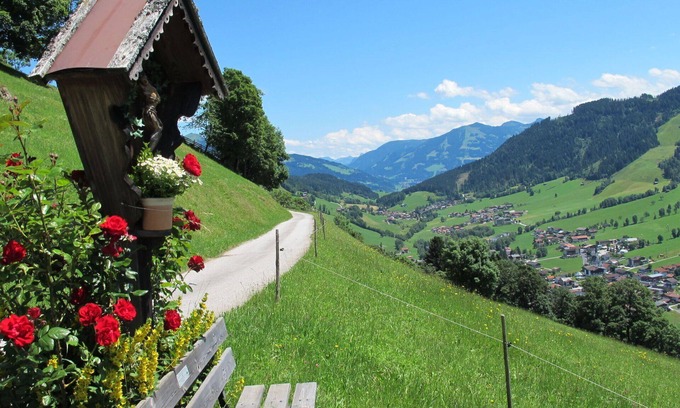 Oberau Wildschonau Apartment | Beautiful apartment for 7 guests with WIFI, TV, balcony and parking