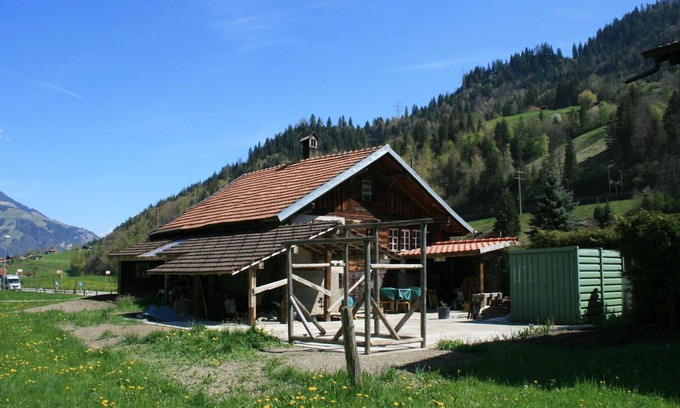 Kandergrund Apartment | Beautiful apartment for 4 people with WIFI, balcony and pets allowed