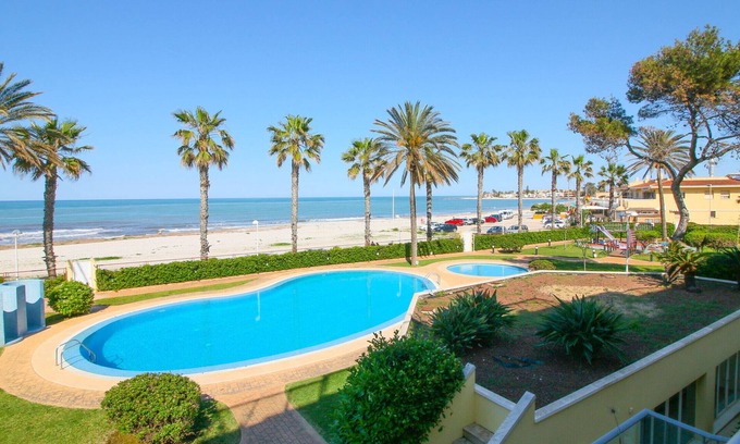 Almadrava Beach Apartment | Beautiful apartment in First Line Marina Azul