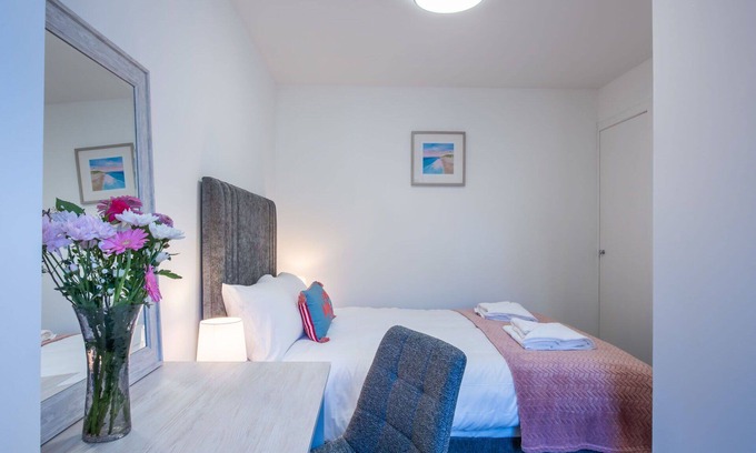 Lossiemouth Apartment | Beautiful apartment for 4 guests with WIFI and TV