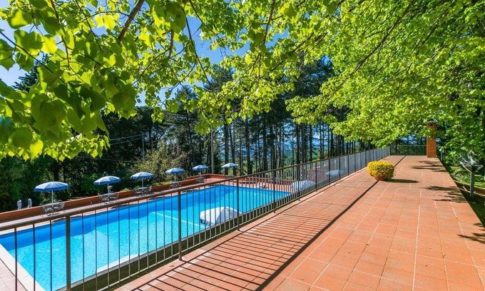 San Vivaldo Villa | Beautiful apartment in villa with pool, WIFI, TV, terrace, pets allowed, panoramic view and park.