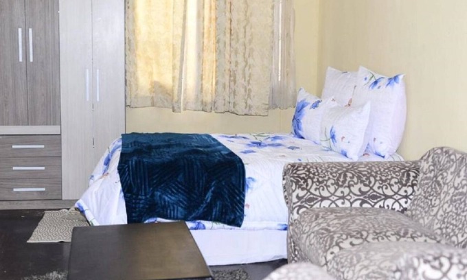 Downtown Johannesburg Apartment | Beautiful Apartment surrounded by romantic and touristic environment