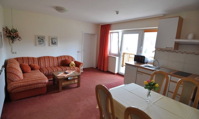 Reutte Apartment | Beautiful apartment for 5 people - near Neuschwans