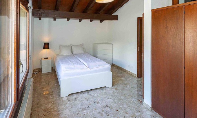 Engelberg Apartment | Beautiful apartment for 6 guests with WIFI, TV and balcony