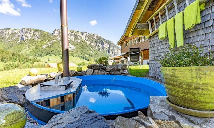 Schwenden Apartment | Beautiful apartment for 4 people with WIFI, TV, balcony and pets allowed