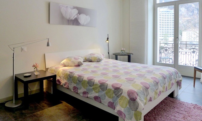Central Interlaken Apartment | Beautiful apartment for 4 people with WIFI, TV, balcony, panoramic view and parking