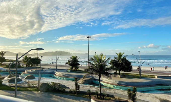 Cabo Frio Apartment | Beautiful apartment facing Praia do Forte