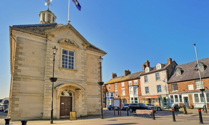 Brackley Apartment | Beautiful apartment for 3 people with WIFI and parking