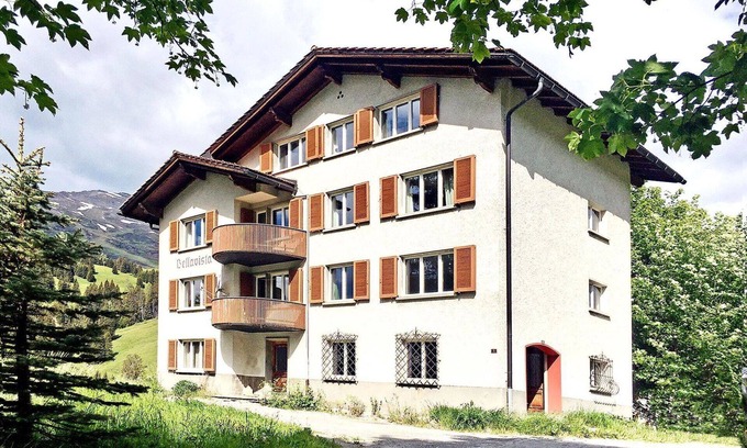 Parpan Apartment | Beautiful apartment for 4 people with WIFI, TV and balcony