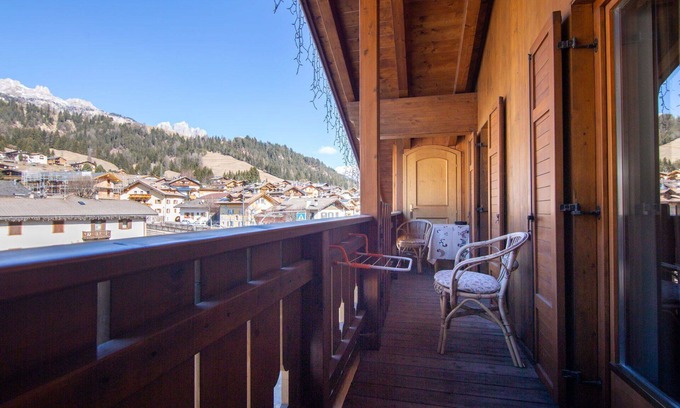 Soraga Apartment | Beautiful apartment for 23 guests with WIFI, TV, balcony and parking
