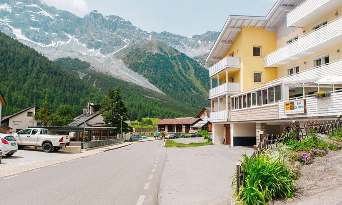 Solda Apartment | Beautiful apartment for 6 people with WIFI, TV, terrace, pets allowed, panoramic view and parking