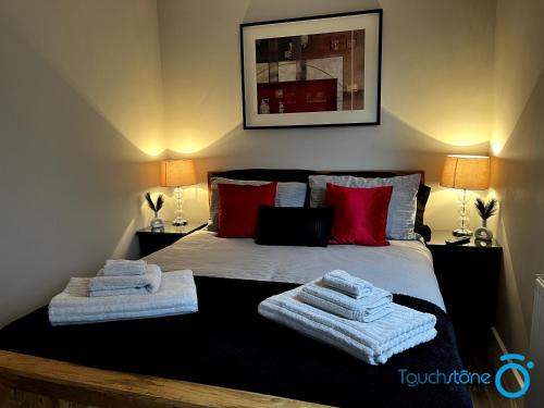 Olton House | Beautiful Apartment for solo and couple travellers