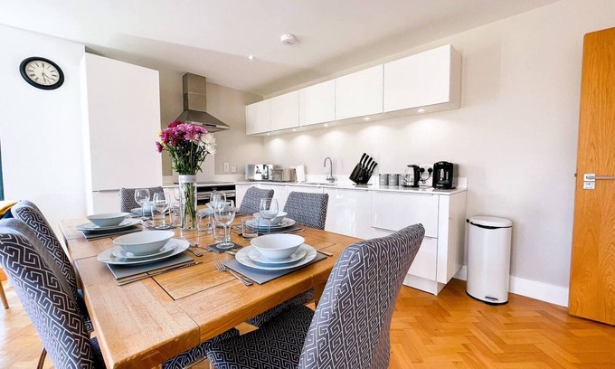 Chelmsford Apartment | Beautiful Apartment In The Heart of Chelmsford