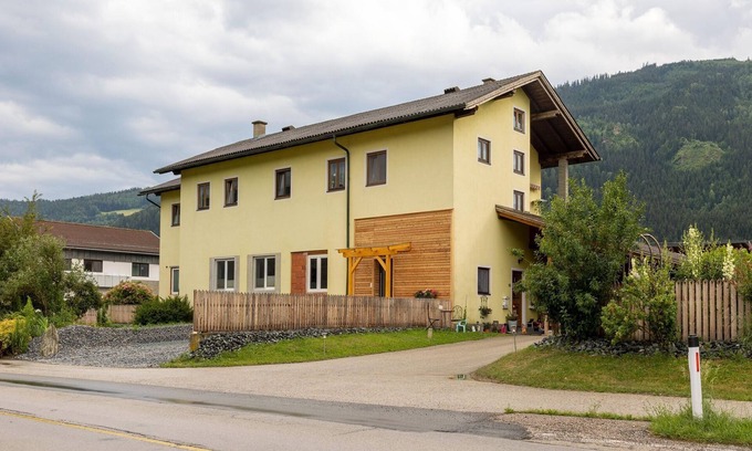 Friesach Apartment | Beautiful apartment in Friesach with balcony/terrace