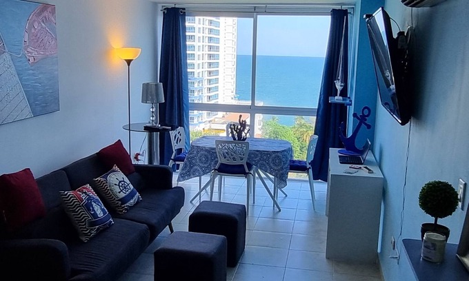 Las Lajas Apartment | Beautiful apartment in Playa in Coronado