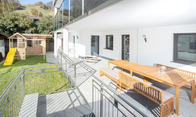 Wiesing House | beautiful apartment in the centre of Tyrol (newly opened)