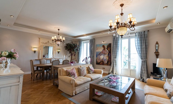 California - Pezou Apartment | Beautiful apartment in Cannes in superb location