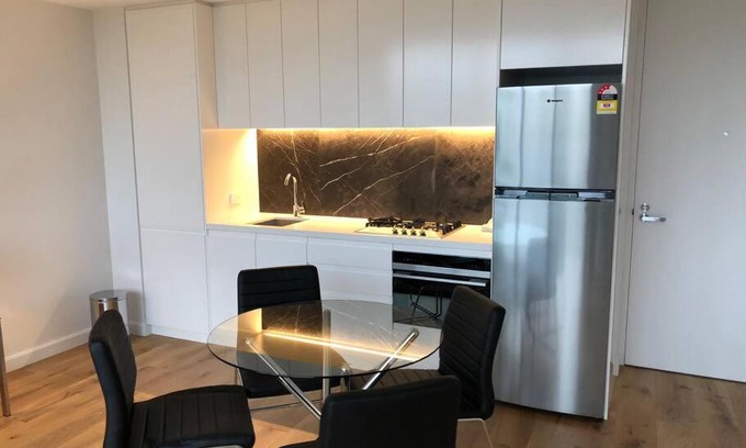 Chatswood CBD Apartment | Beautiful Apartment in Chatswood