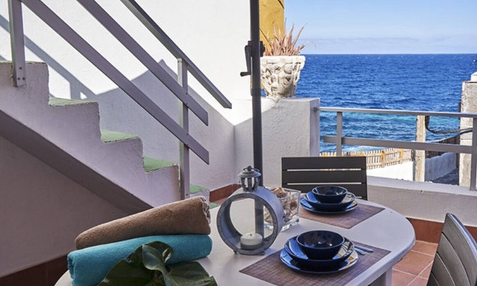 Guimar Apartment | BEAUTIFUL APARTMENT IN FRONT OF THE SEA !