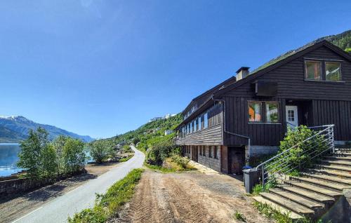 Ullensvang Apartment | Beautiful Apartment In Grimo With Wifi