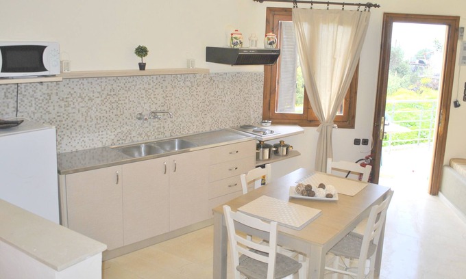Kastri Apartment | Βeautiful apartment near the sea “Diktamos”