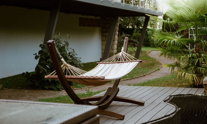 Vernon Apartment | Beautiful apartment on the Seine at Vernon Giverny 1 bedroom + 1 bedroom cabin