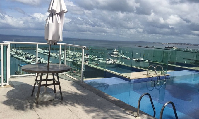 Dois de Julho Apartment | Beautiful apartment overlooking Bahia de Todos os Santos