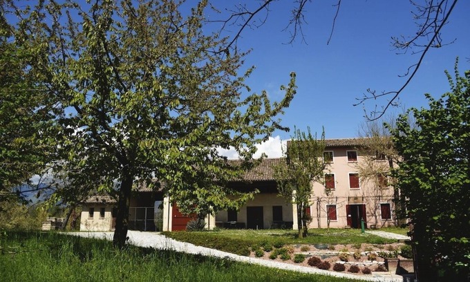 San Zenone degli Ezzelini Apartment | Beautiful apartment surrounded by greenery a stone's throw from the mountains